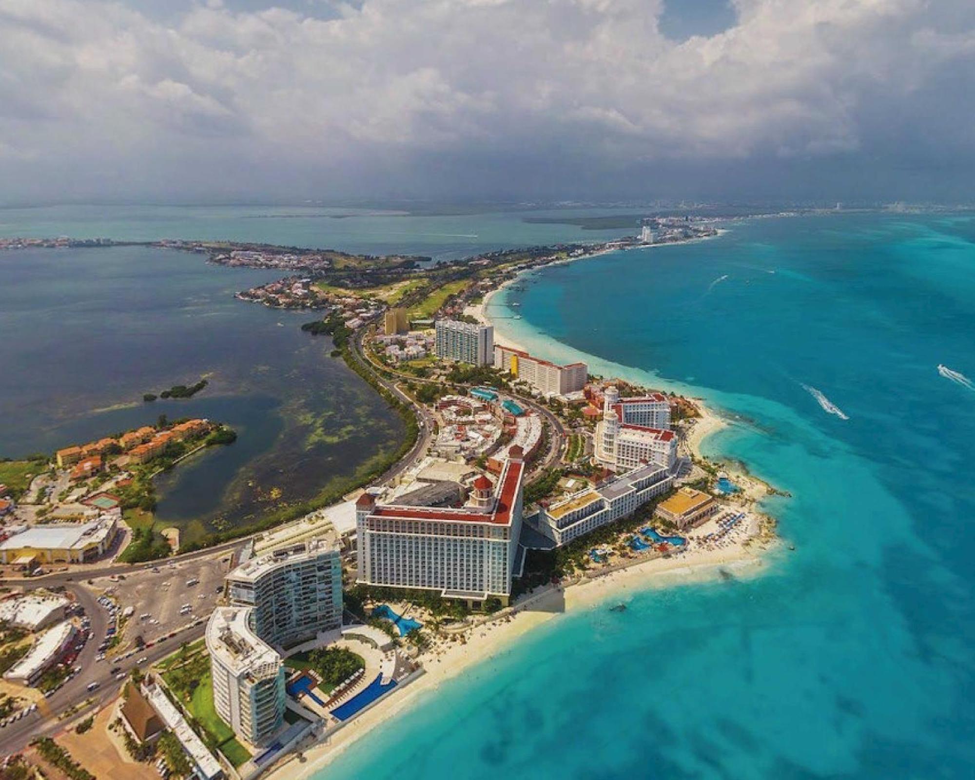 Azcapri Villa Boutique & Spa Cancun Bagian luar foto